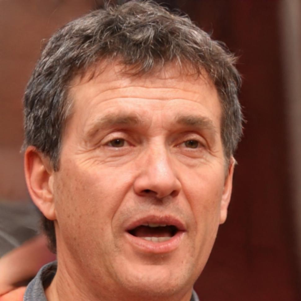 Porträt von Emir Demir