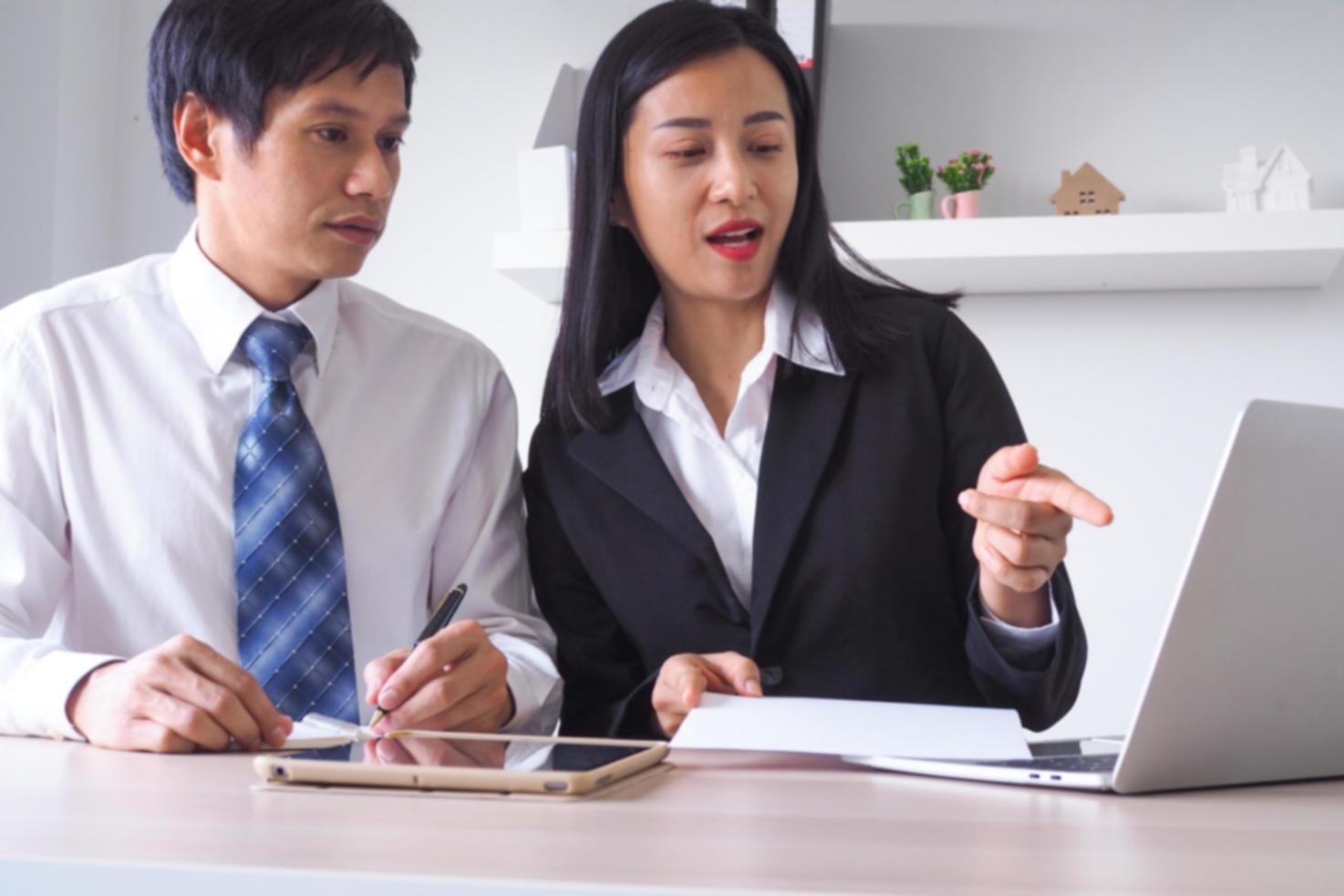 Interaktive Übungen und praktische Anwendung